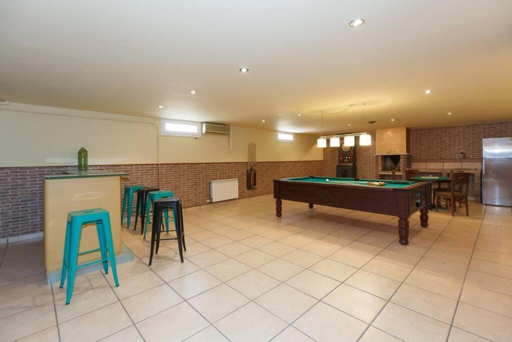 Villa Wine Experience Cambrils - Wine, Art & Games Екстериор снимка