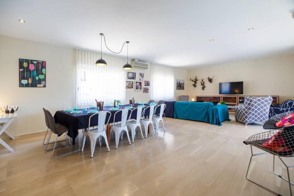 Villa Wine Experience Cambrils - Wine, Art & Games Екстериор снимка