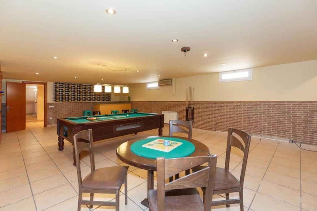 Villa Wine Experience Cambrils - Wine, Art & Games Екстериор снимка