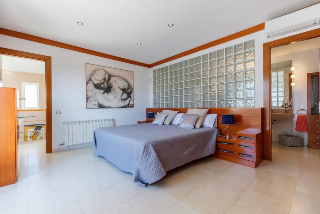Villa Wine Experience Cambrils - Wine, Art & Games Екстериор снимка